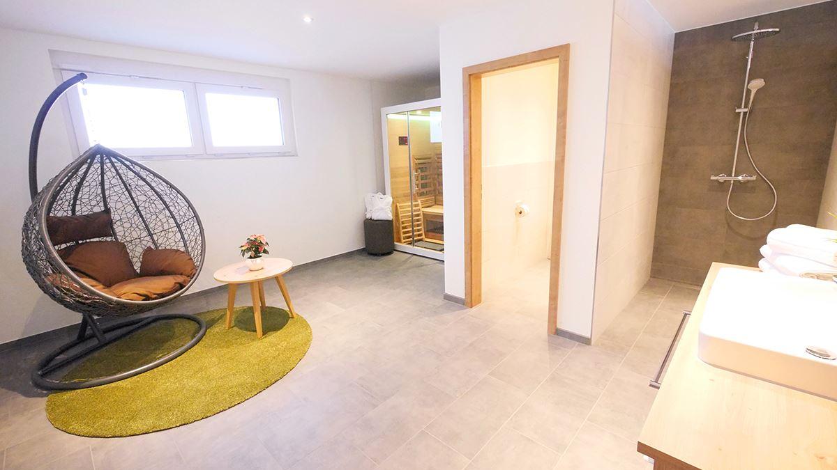 ALB-Wiese Juniorsuite Bad